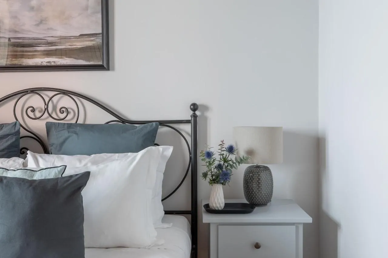 Iflat Charming Apartment Near Piazza Venezia Rome